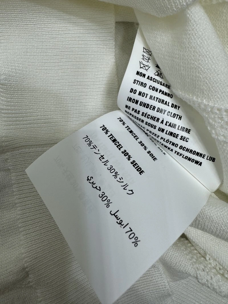 Miu Miu T-Shirts Comfortable 156073