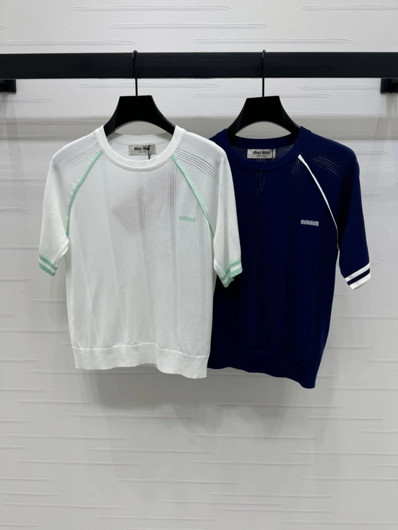 Miu Miu T-Shirts Youthful 156066