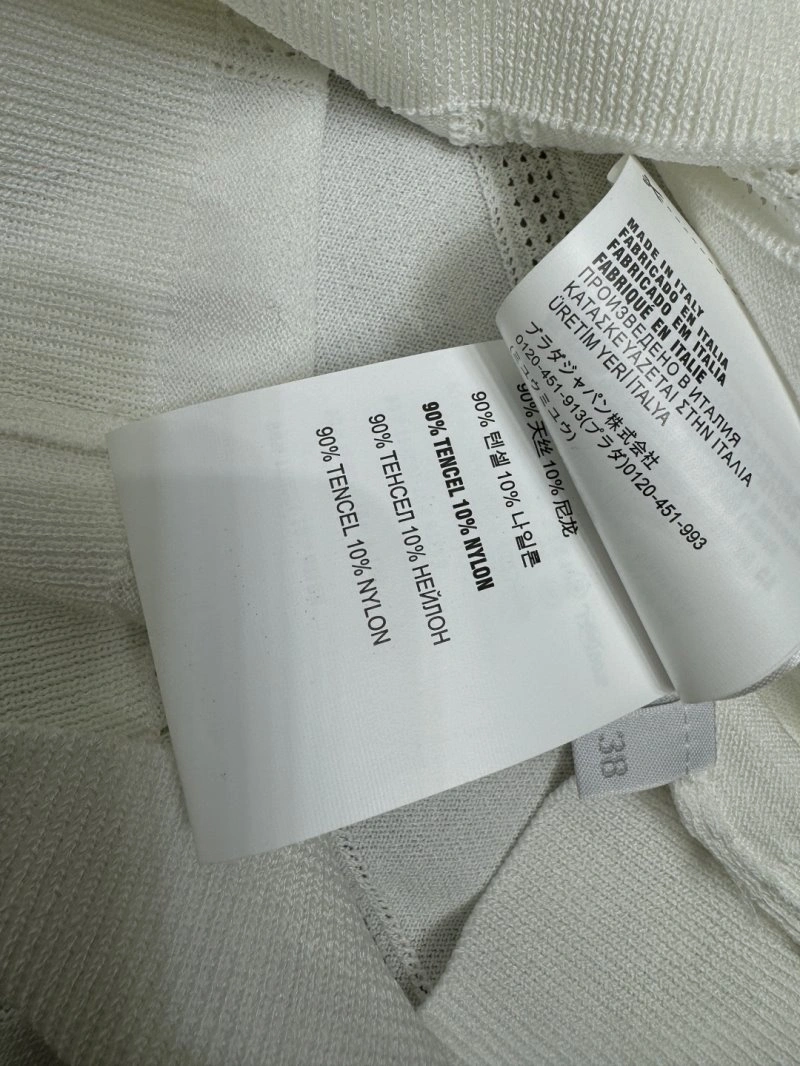 Miu Miu T-Shirts Youthful 156066