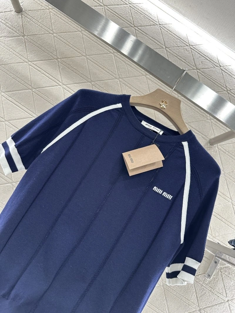 Classic Miu Miu T-Shirts 156194