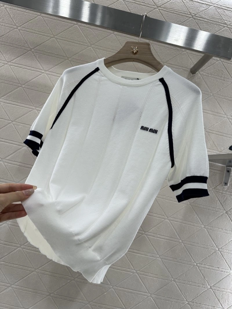 Miu Miu T-Shirts Classic 156060