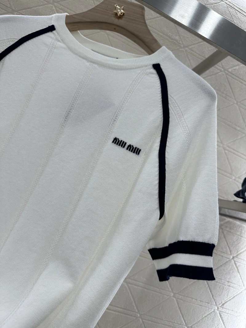Miu Miu T-Shirts Classic 156060
