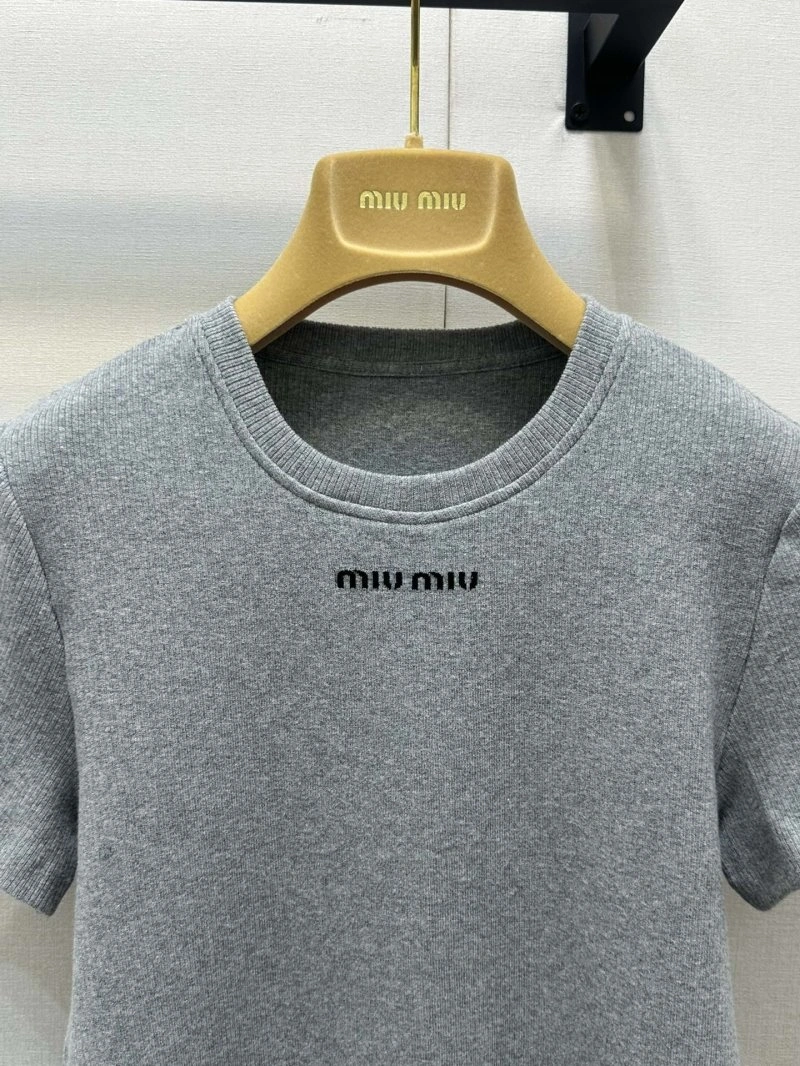 Miu Miu T-Shirts Sophisticated 148630