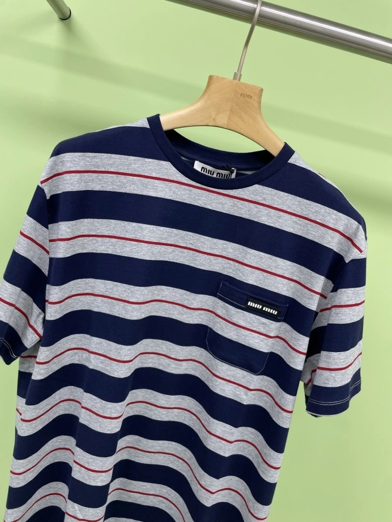 Miu Miu T-Shirts Comfortable 148633