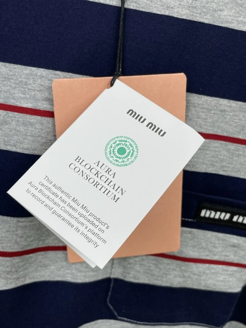Miu Miu T-Shirts Comfortable 148633