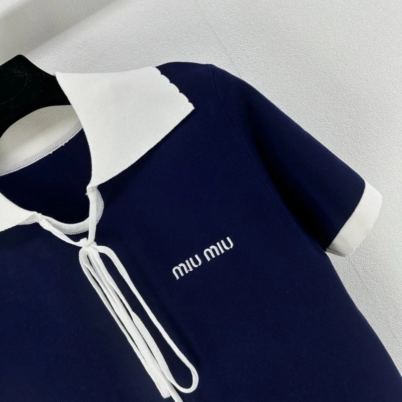 Miu Miu T-Shirts Minimalist 148621