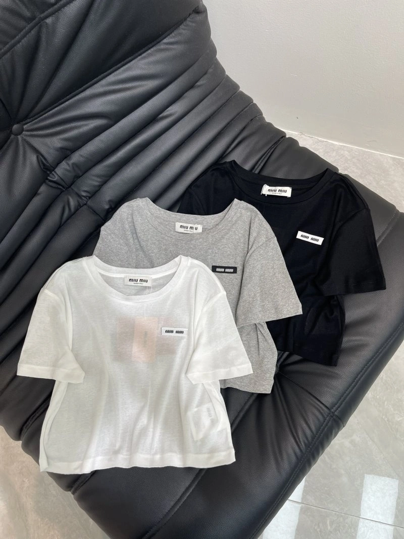 FlexibleFit Miu Miu T-Shirts 148627