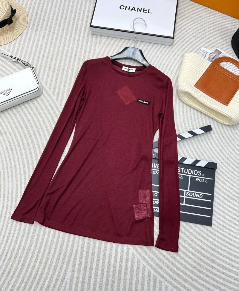 RelaxedFit Miu Miu T-Shirts 148646