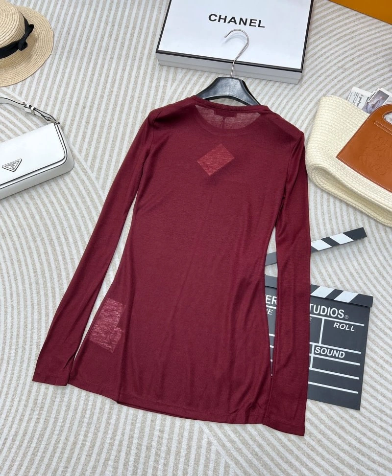 RelaxedFit Miu Miu T-Shirts 148646