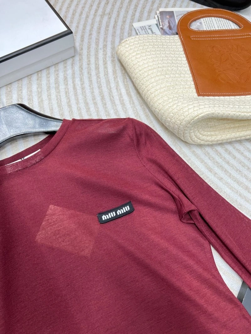 RelaxedFit Miu Miu T-Shirts 148646