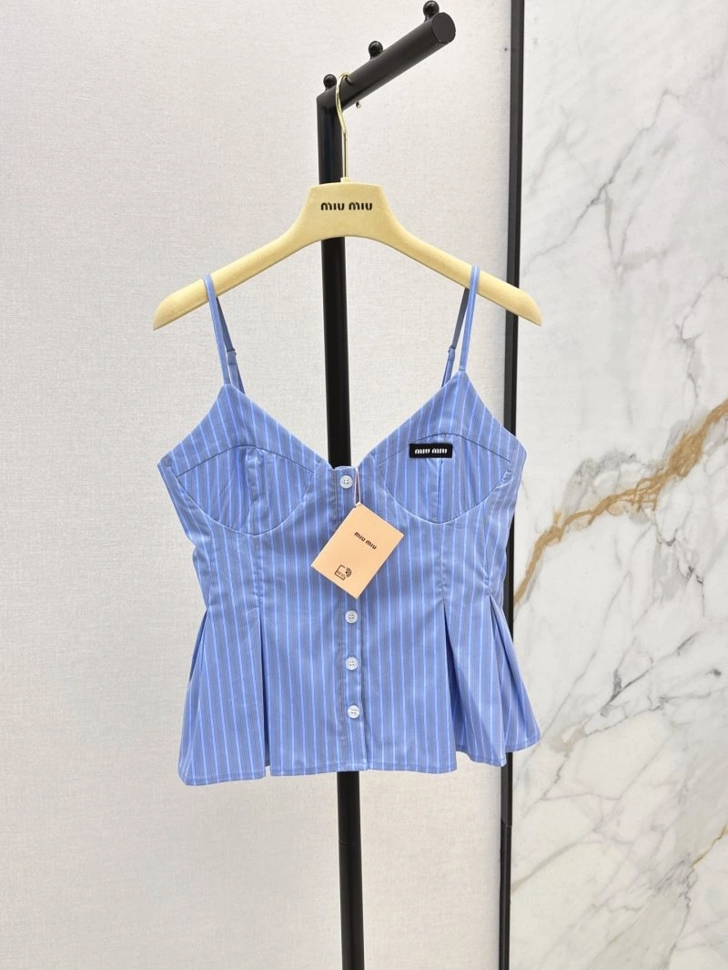 Miu Miu T-Shirts FashionForward 148609