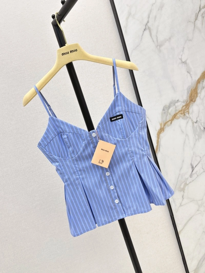 Miu Miu T-Shirts FashionForward 148609