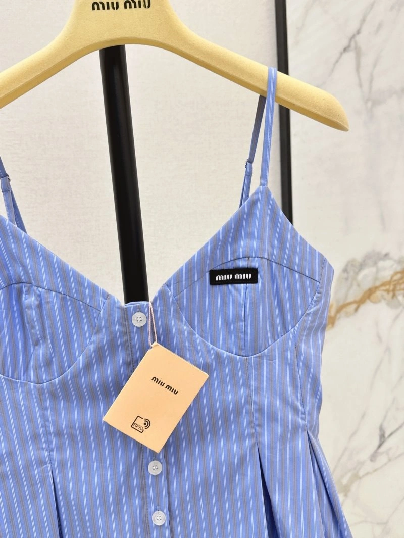 Miu Miu T-Shirts FashionForward 148609