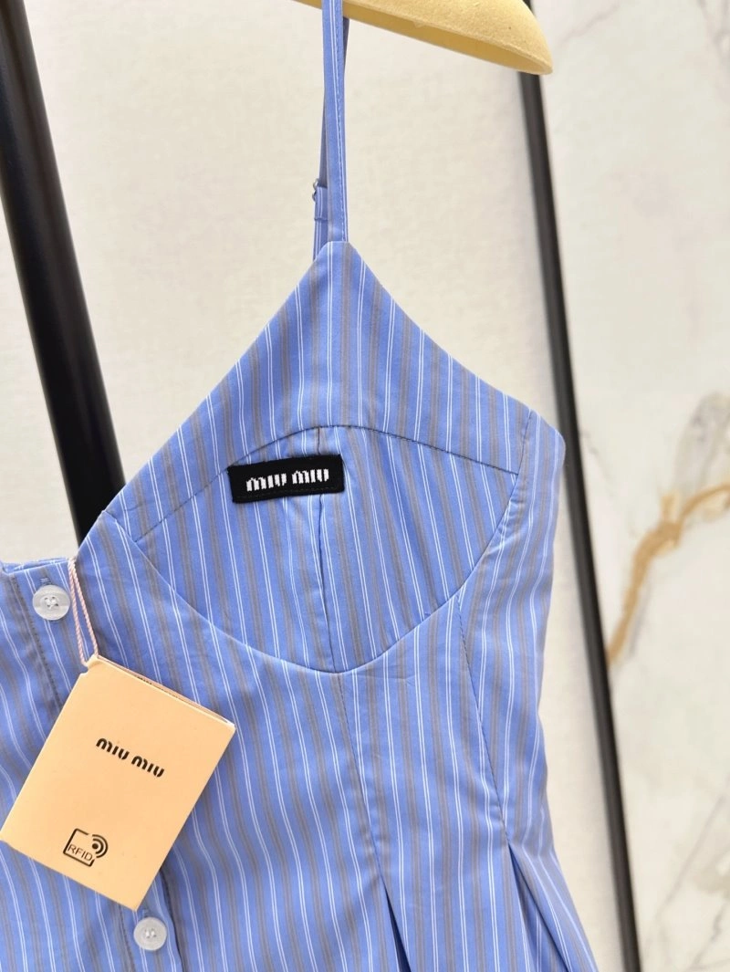 Miu Miu T-Shirts FashionForward 148609