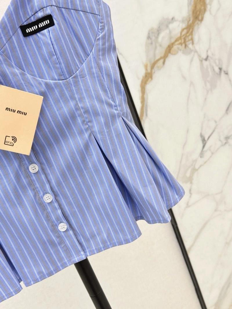 Miu Miu T-Shirts FashionForward 148609