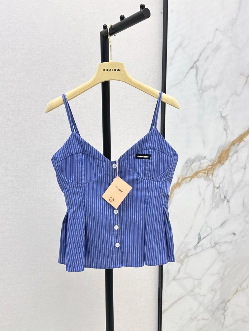 Miu Miu T-Shirts Resilient 148610