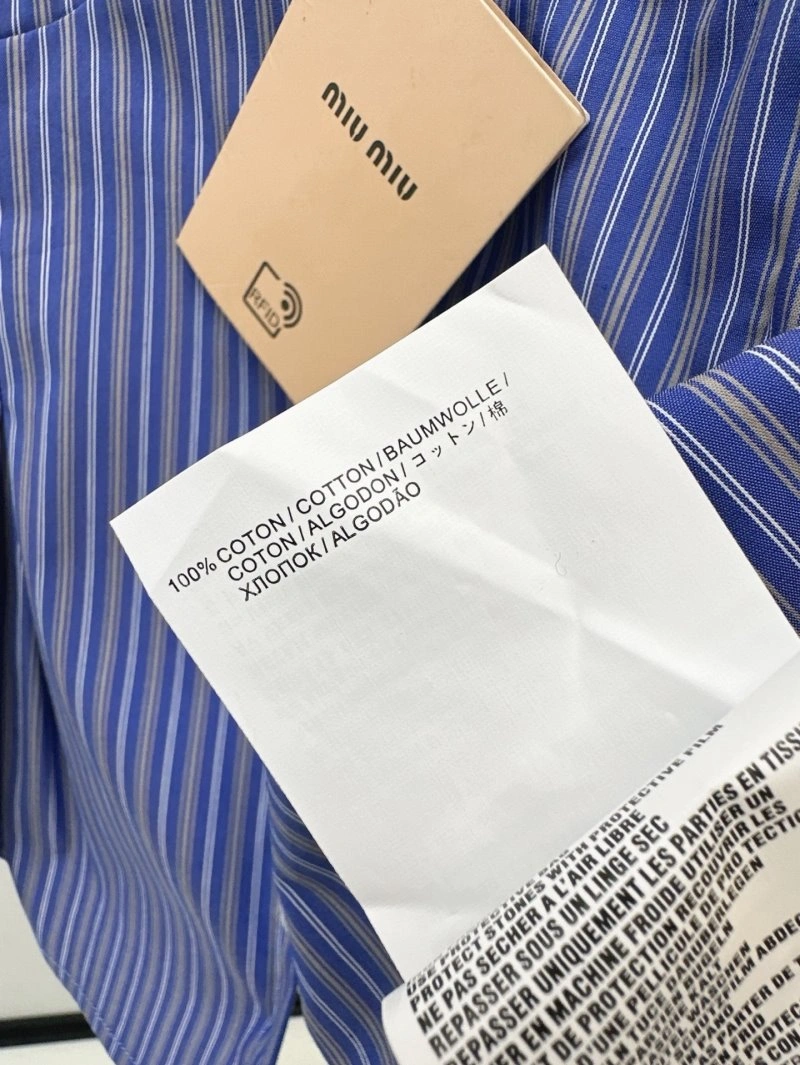 Miu Miu T-Shirts Resilient 148610