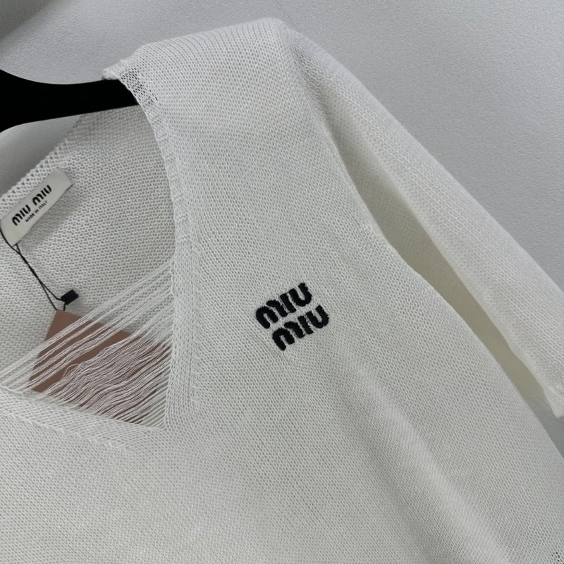 Miu Miu T-Shirts Comfortable 148593