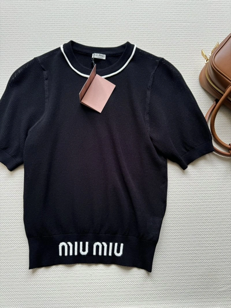 Miu Miu T-Shirts Casual 148602