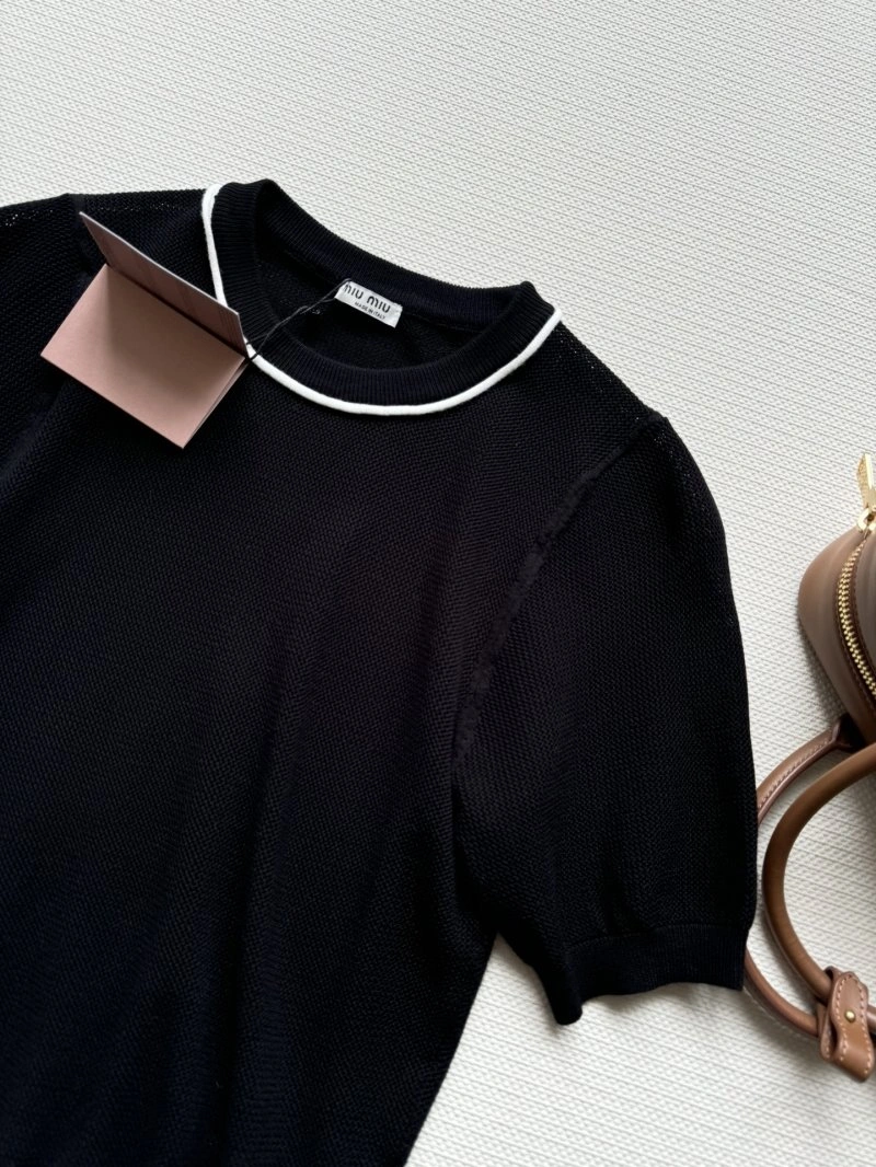 Miu Miu T-Shirts Casual 148602