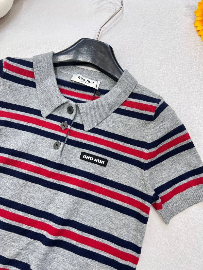 Miu Miu T-Shirts Versatile 148597