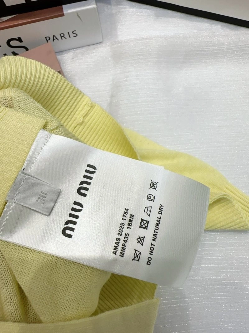 Practical Miu Miu T-Shirts 148599