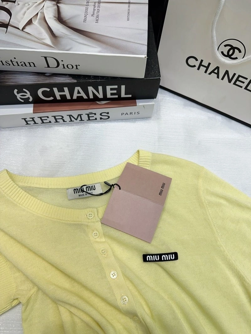 Practical Miu Miu T-Shirts 148599