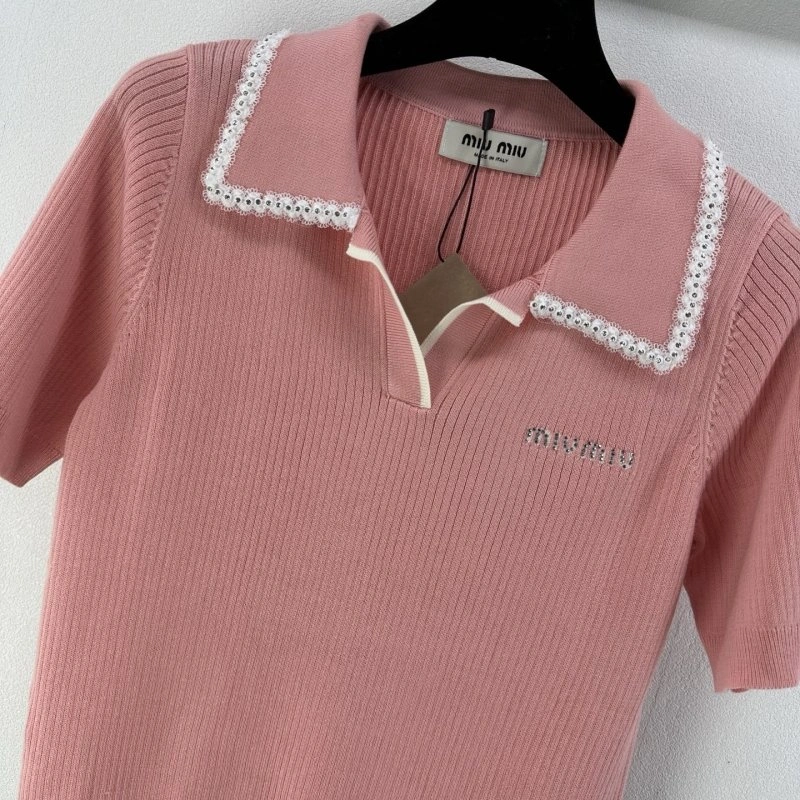 Miu Miu T-Shirts Fashionable 148596