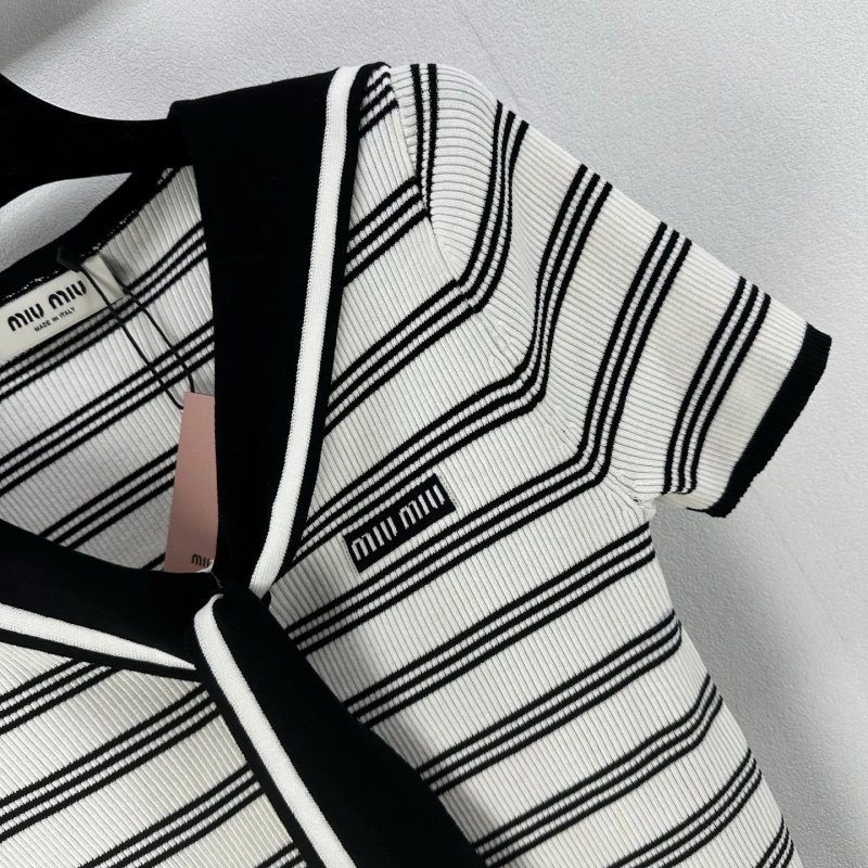 Miu Miu T-Shirts FashionForward 148568