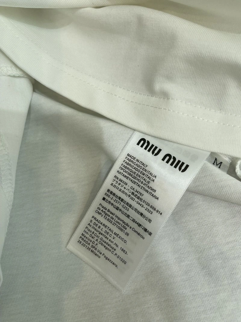 Effortless Miu Miu T-Shirts 148581