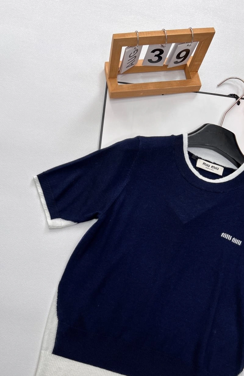 Compact Miu Miu T-Shirts 148559