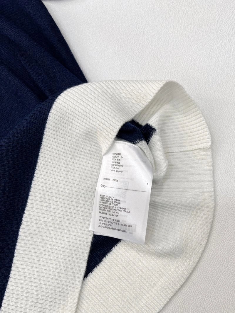 Compact Miu Miu T-Shirts 148559