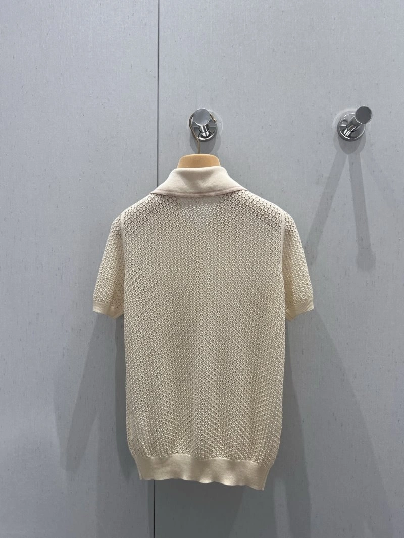 Miu Miu T-Shirts Trendsetting 148562
