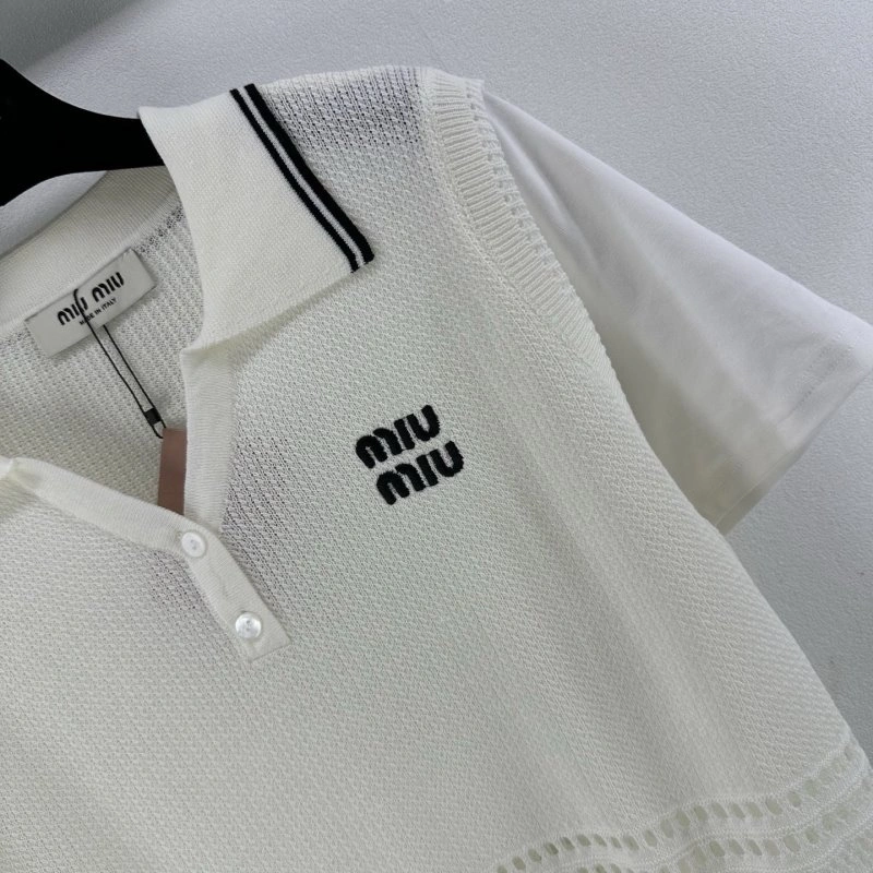 Miu Miu T-Shirts Comfortable 148547