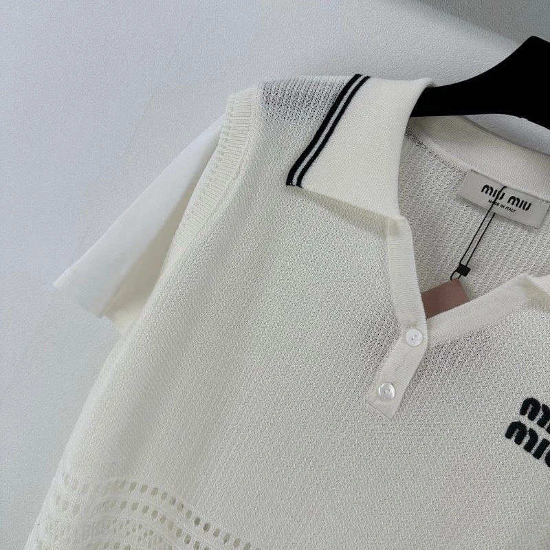 Miu Miu T-Shirts Comfortable 148547