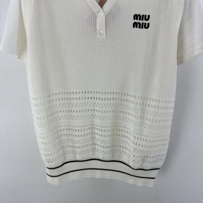 Miu Miu T-Shirts Comfortable 148547
