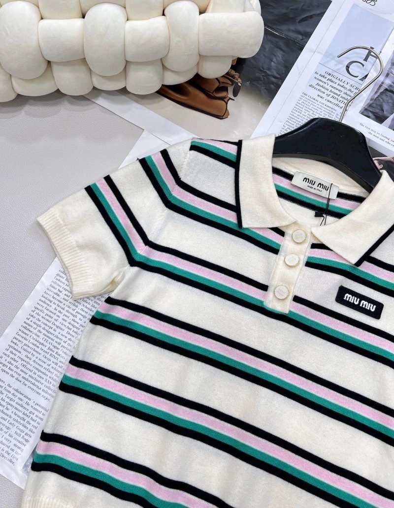 Elegant Miu Miu T-Shirts 148543