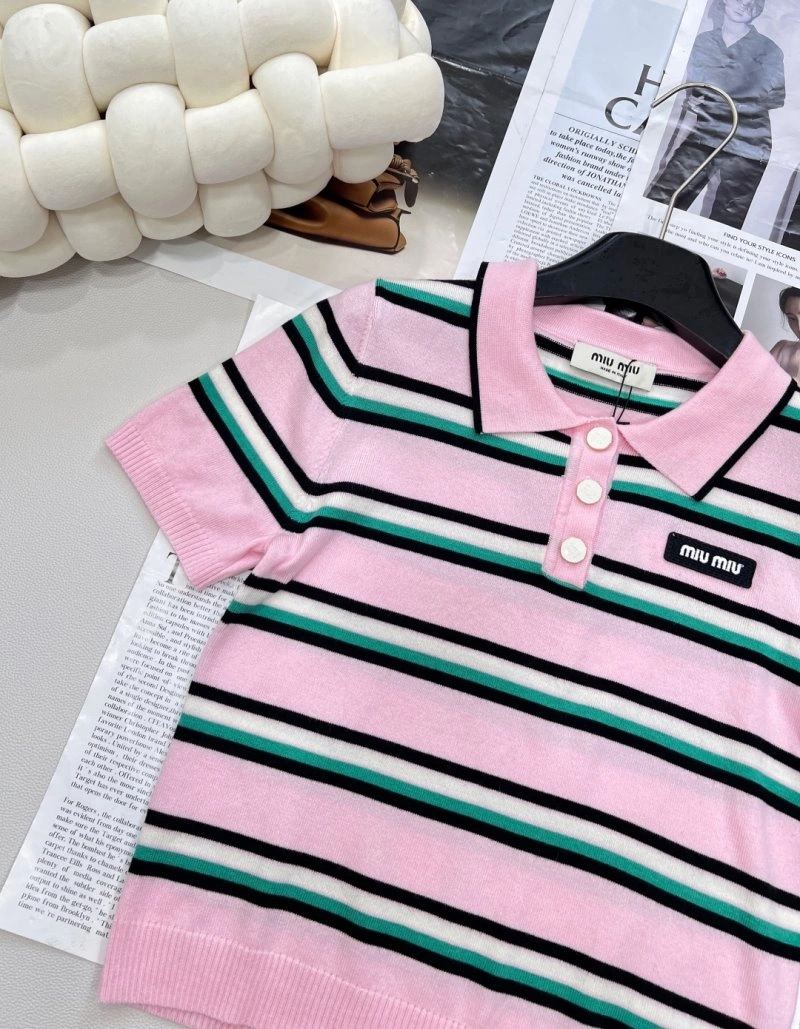 Miu Miu T-Shirts Contemporary 148548