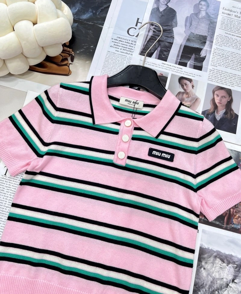 Miu Miu T-Shirts Contemporary 148548