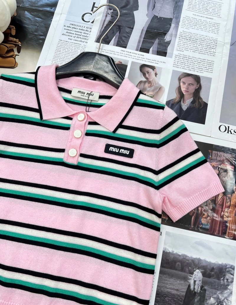 Miu Miu T-Shirts Contemporary 148548