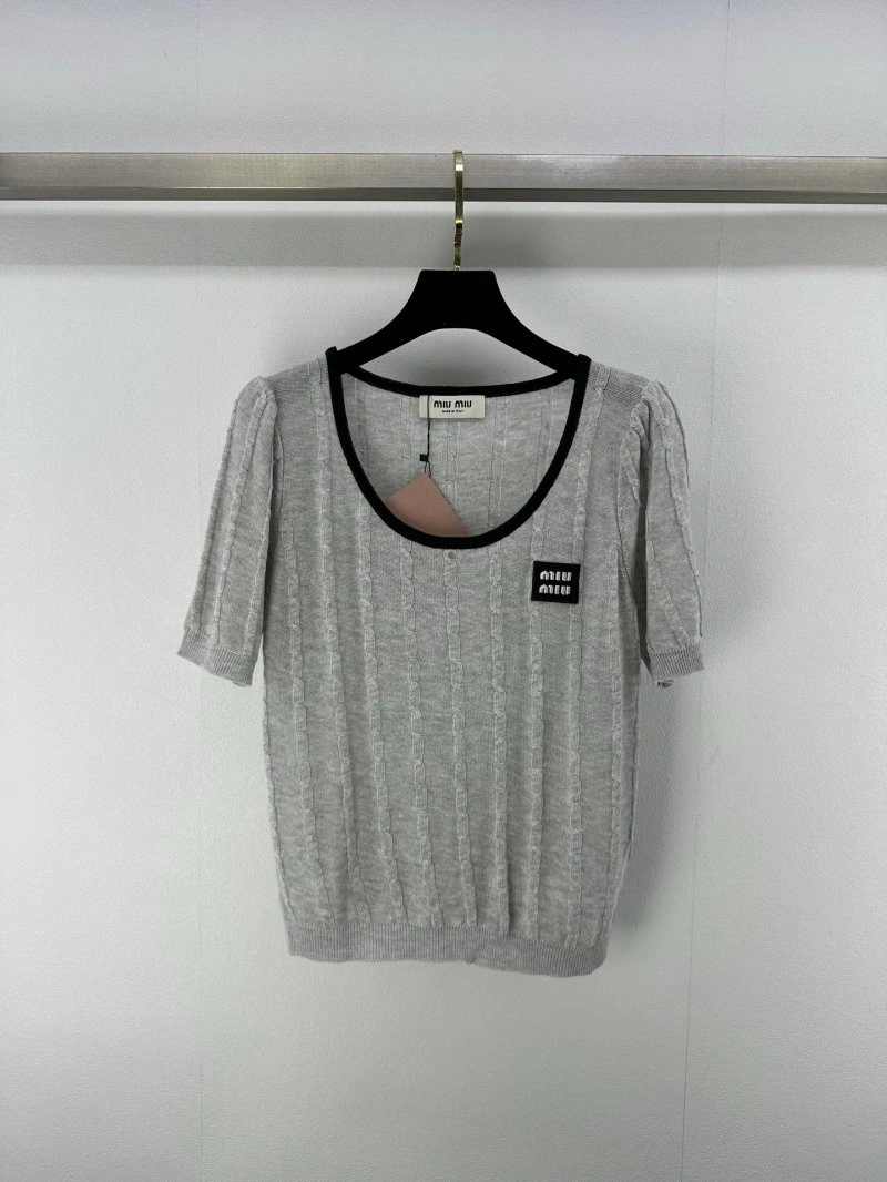Miu Miu T-Shirts Comfortable 148546