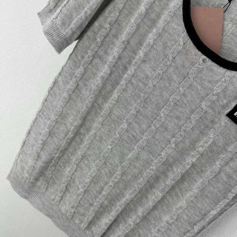Miu Miu T-Shirts Comfortable 148546