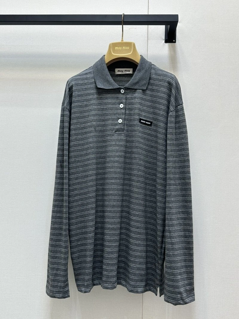 Miu Miu T-Shirts Sleek 148542