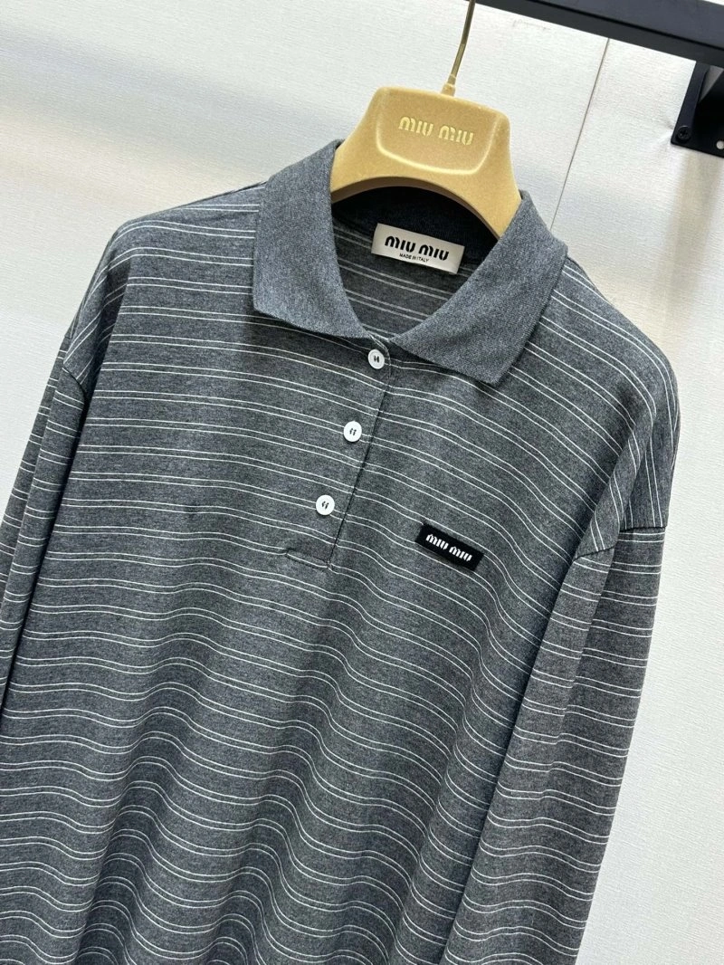 Miu Miu T-Shirts Sleek 148542