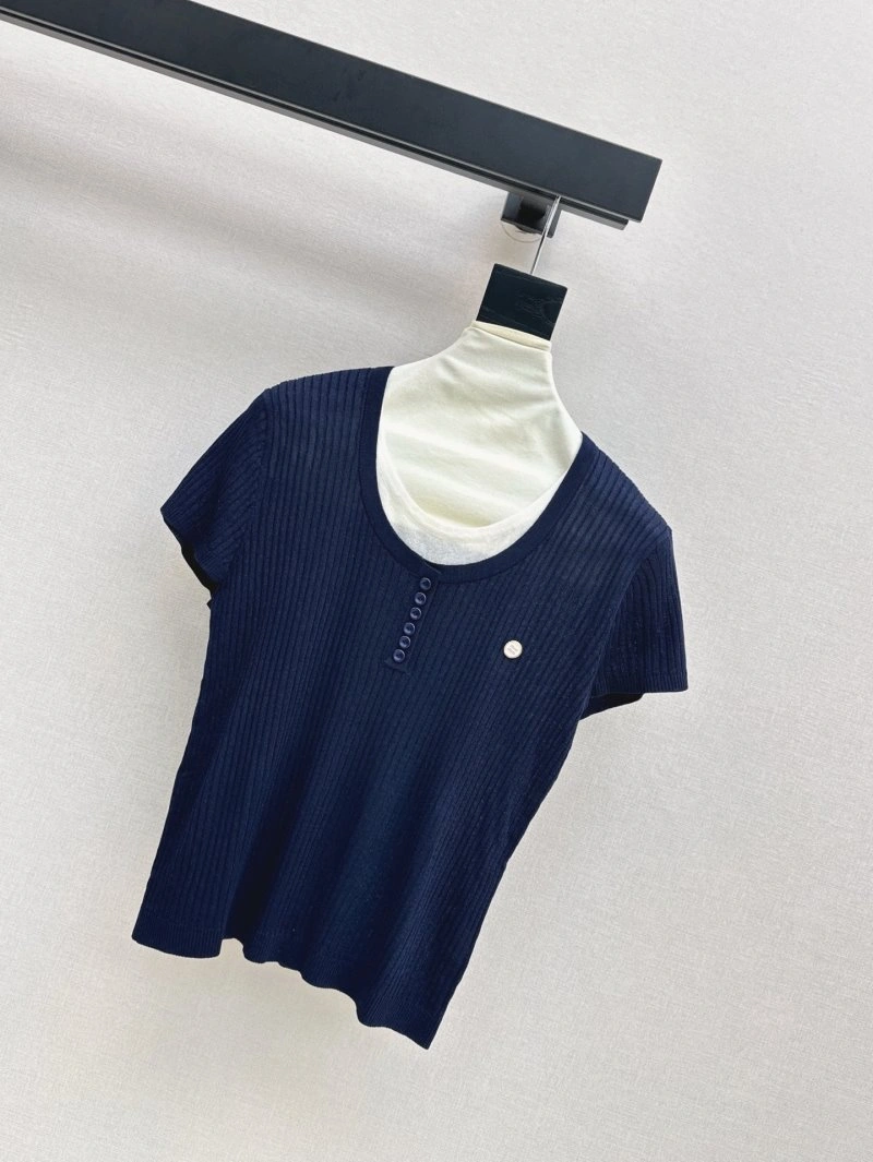 Miu Miu T-Shirts UrbanChic 148534