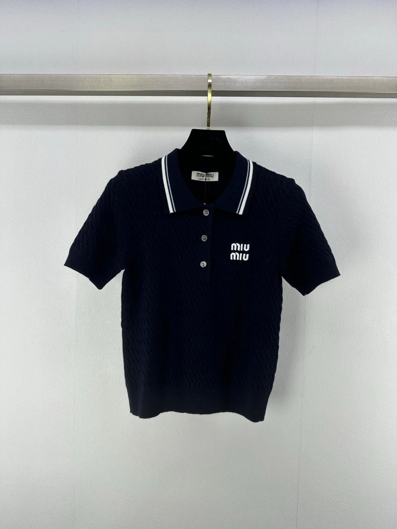 Sporty Miu Miu T-Shirts 148530