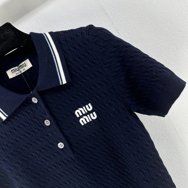 Sporty Miu Miu T-Shirts 148530