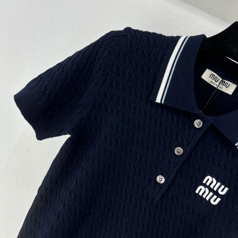 Sporty Miu Miu T-Shirts 148530