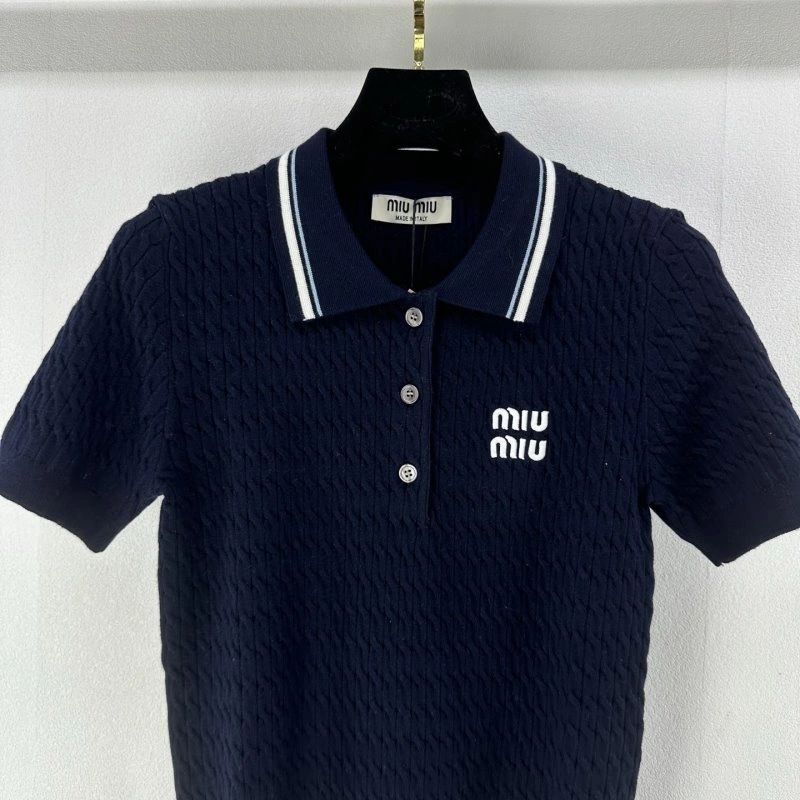 Sporty Miu Miu T-Shirts 148530