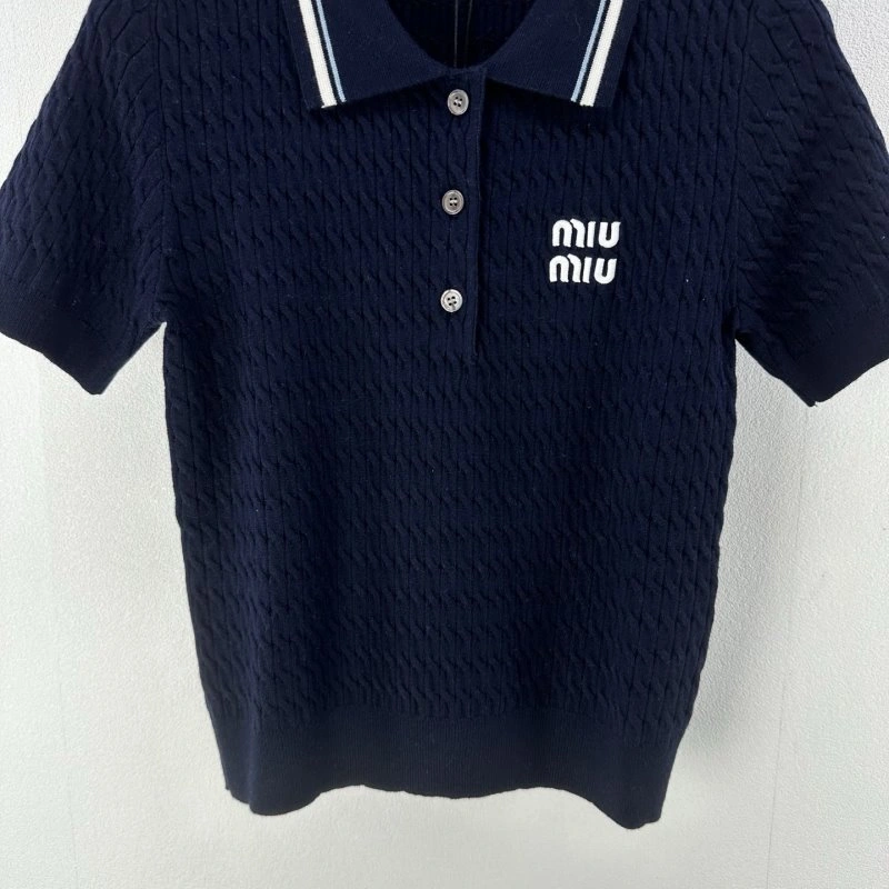 Sporty Miu Miu T-Shirts 148530